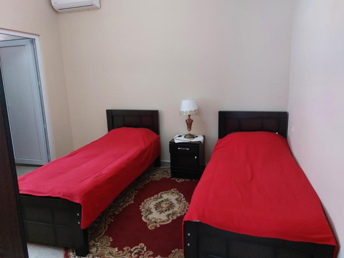 Sunny House Kobuleti Hotell Rom bilde
