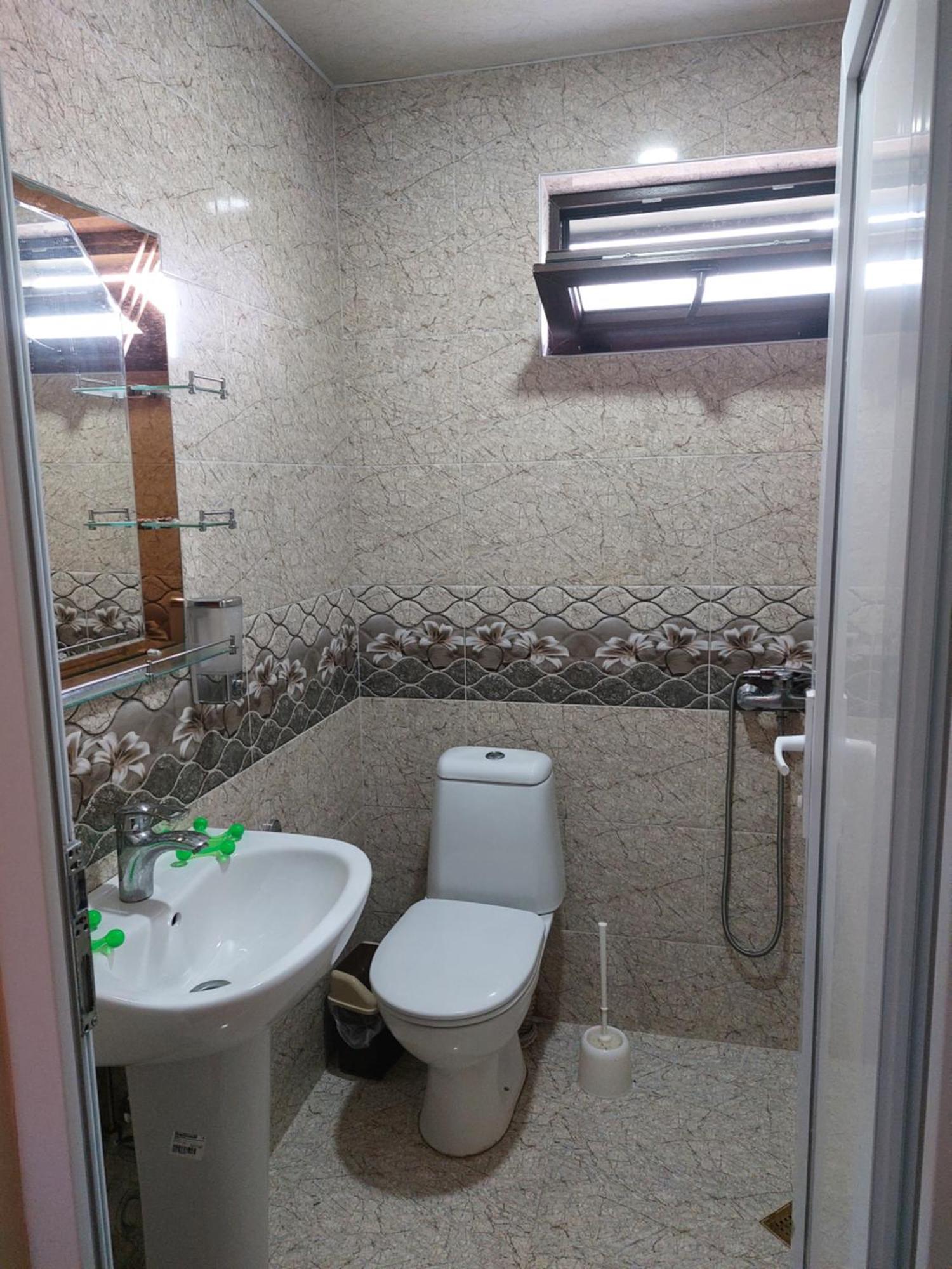 Sunny House Kobuleti Hotell Rom bilde