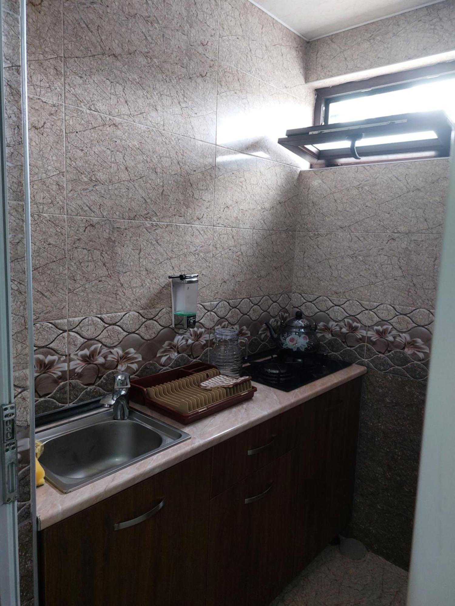 Sunny House Kobuleti Hotell Rom bilde