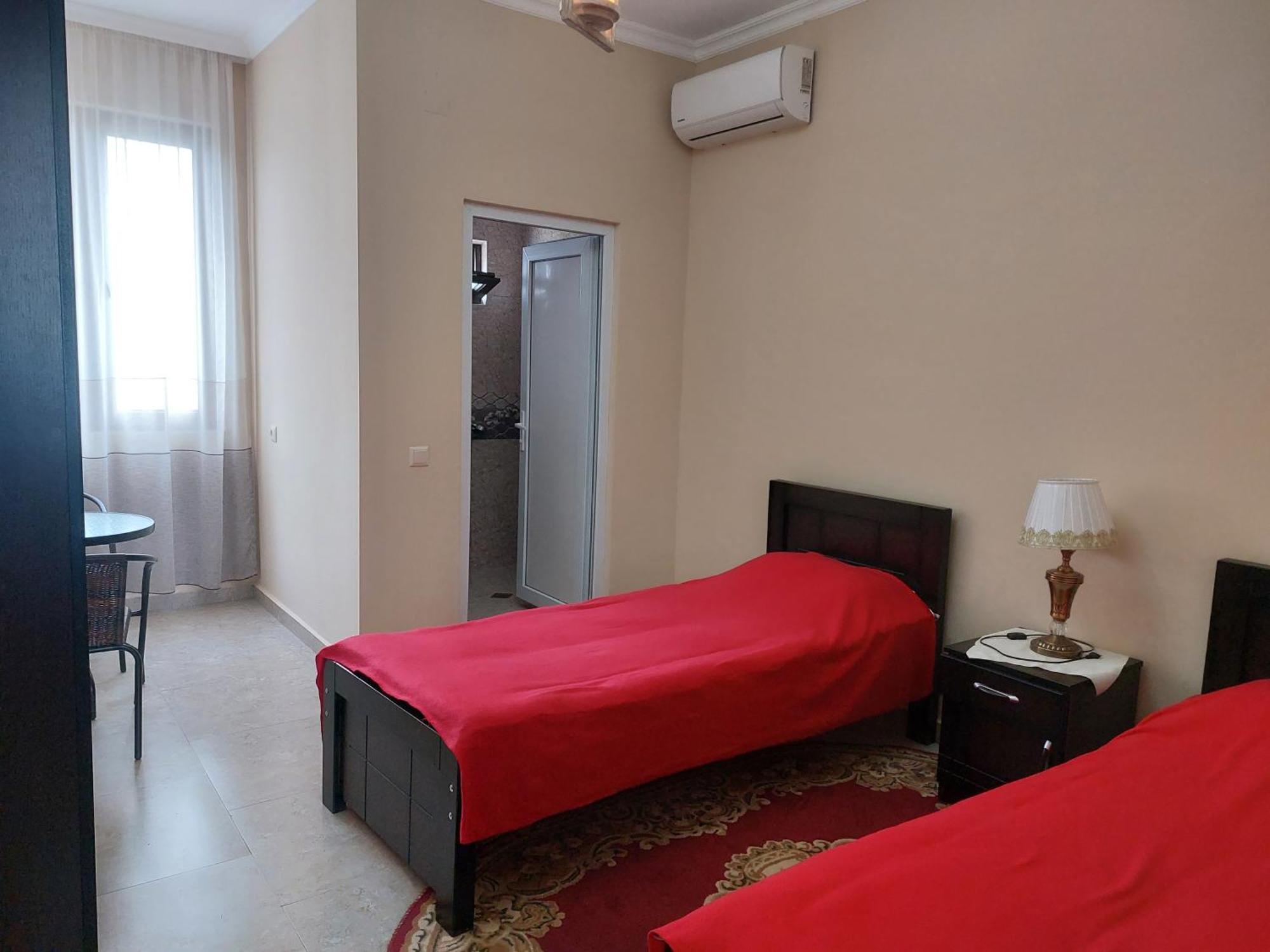 Sunny House Kobuleti Hotell Rom bilde