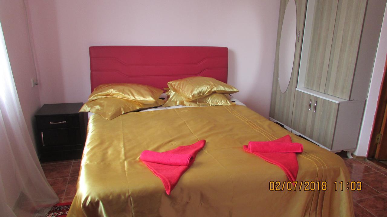 Sunny House Kobuleti Hotell Eksteriør bilde