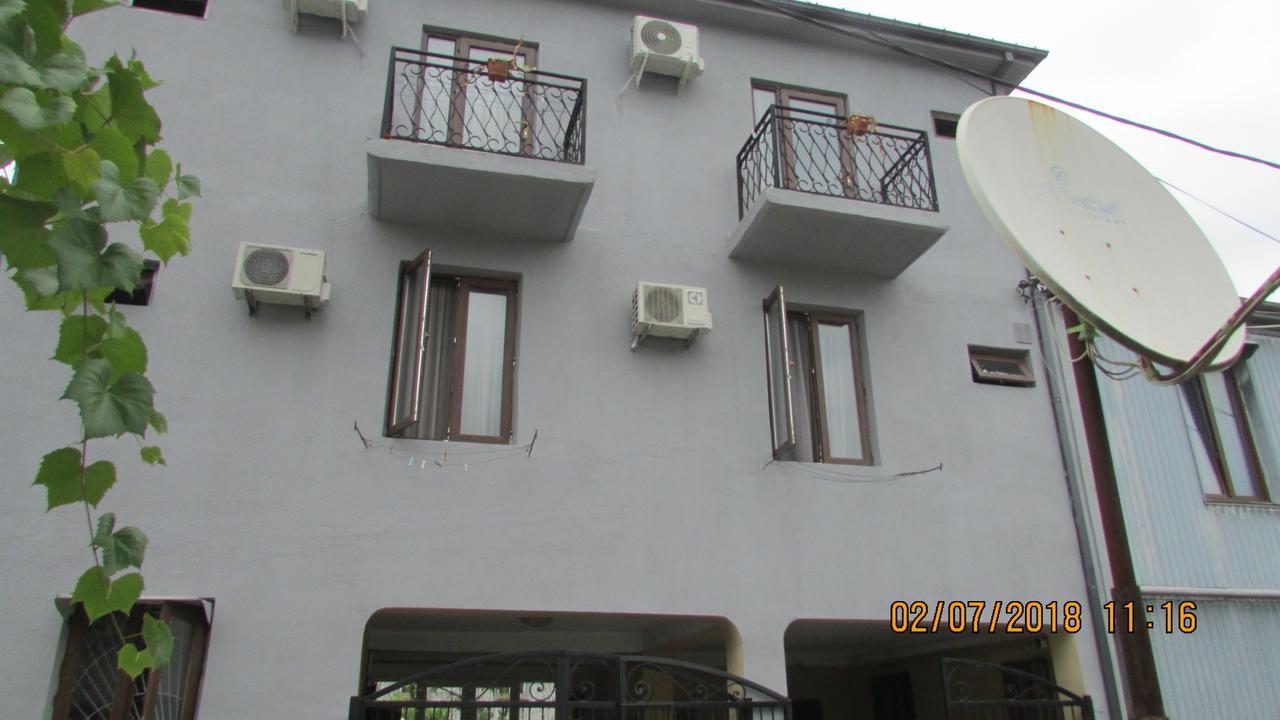 Sunny House Kobuleti Hotell Eksteriør bilde